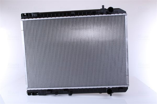 Radiador de esfriamento de motor Nissens 666230 preço, a partir de 269,20 USD