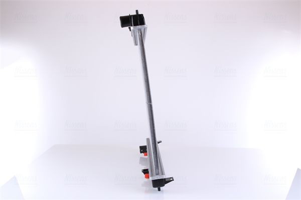 Radiador de esfriamento de motor Nissens 681214 preço, a partir de 185,40 USD