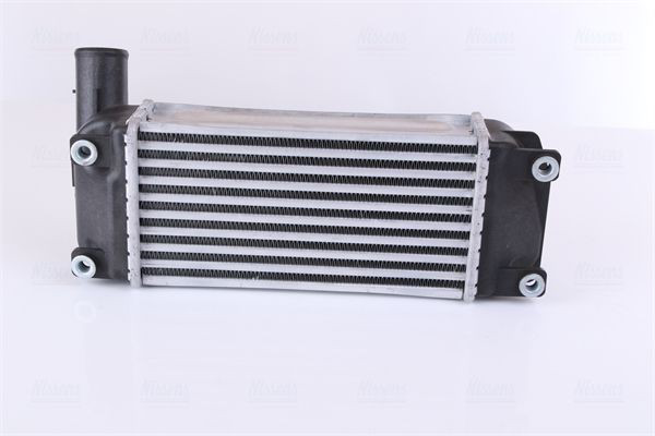 Radiador de intercooler Nissens 96263 preço, a partir de 138,67 USD
