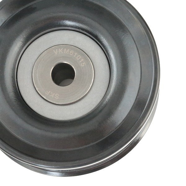 VKM61015 SKF Rolo parasita da correia de transmissão