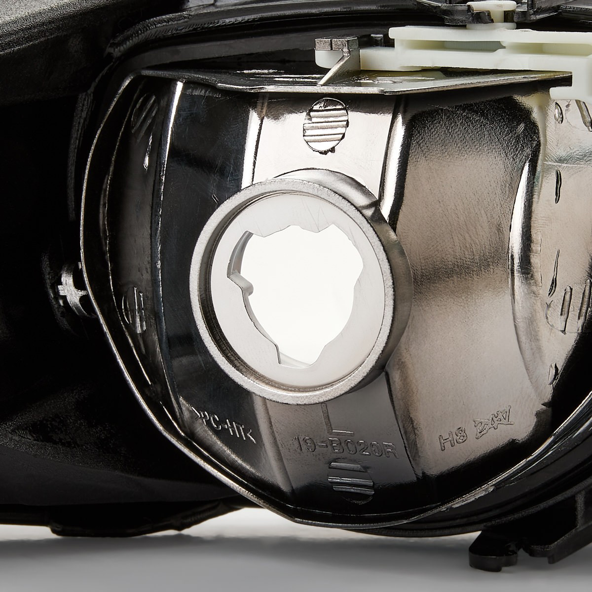 Compre 5J0941699C VAG Luzes de nevoeiro esquerdas