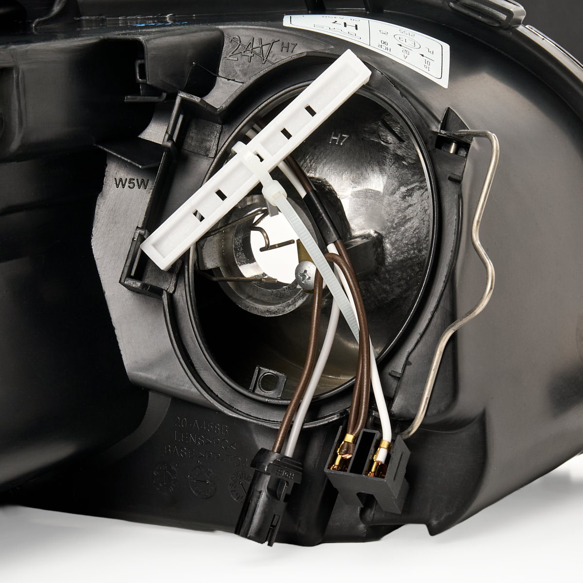 LPH542 Magneti Marelli Luz esquerda