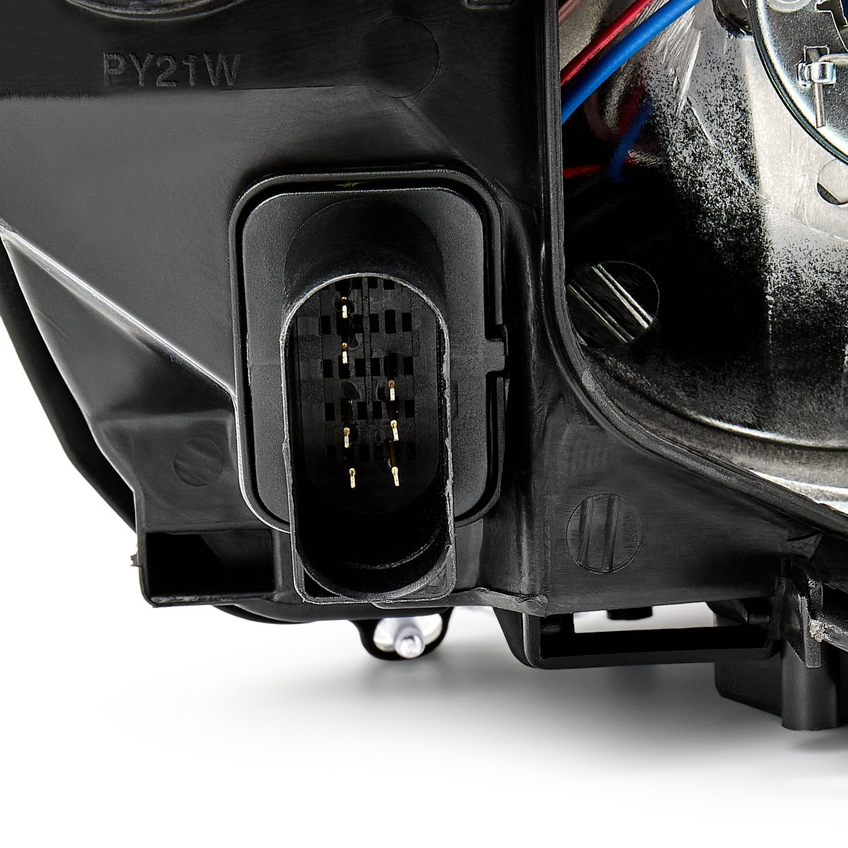 Luz esquerda para Ford Focus II DA, HCP, DP