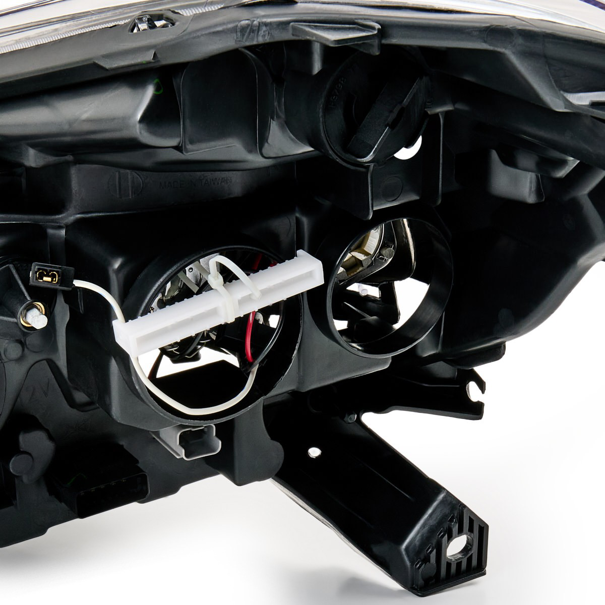 Luz direita Nissan/Infiniti 260104676R preço, a partir de 158,36 USD