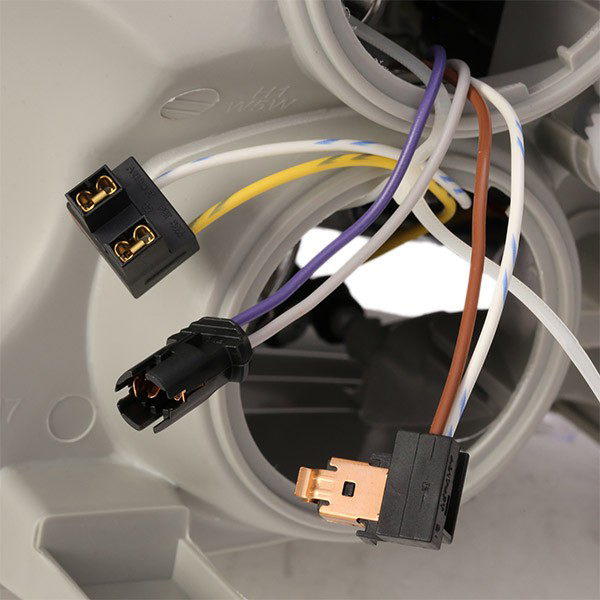 Luz direita TYC 201267052 preço, a partir de 81,72 USD