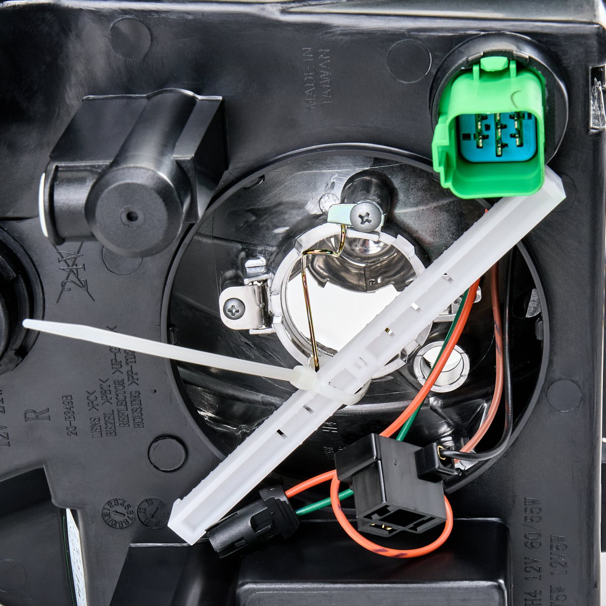 Compre Luz direita Ford Connect 