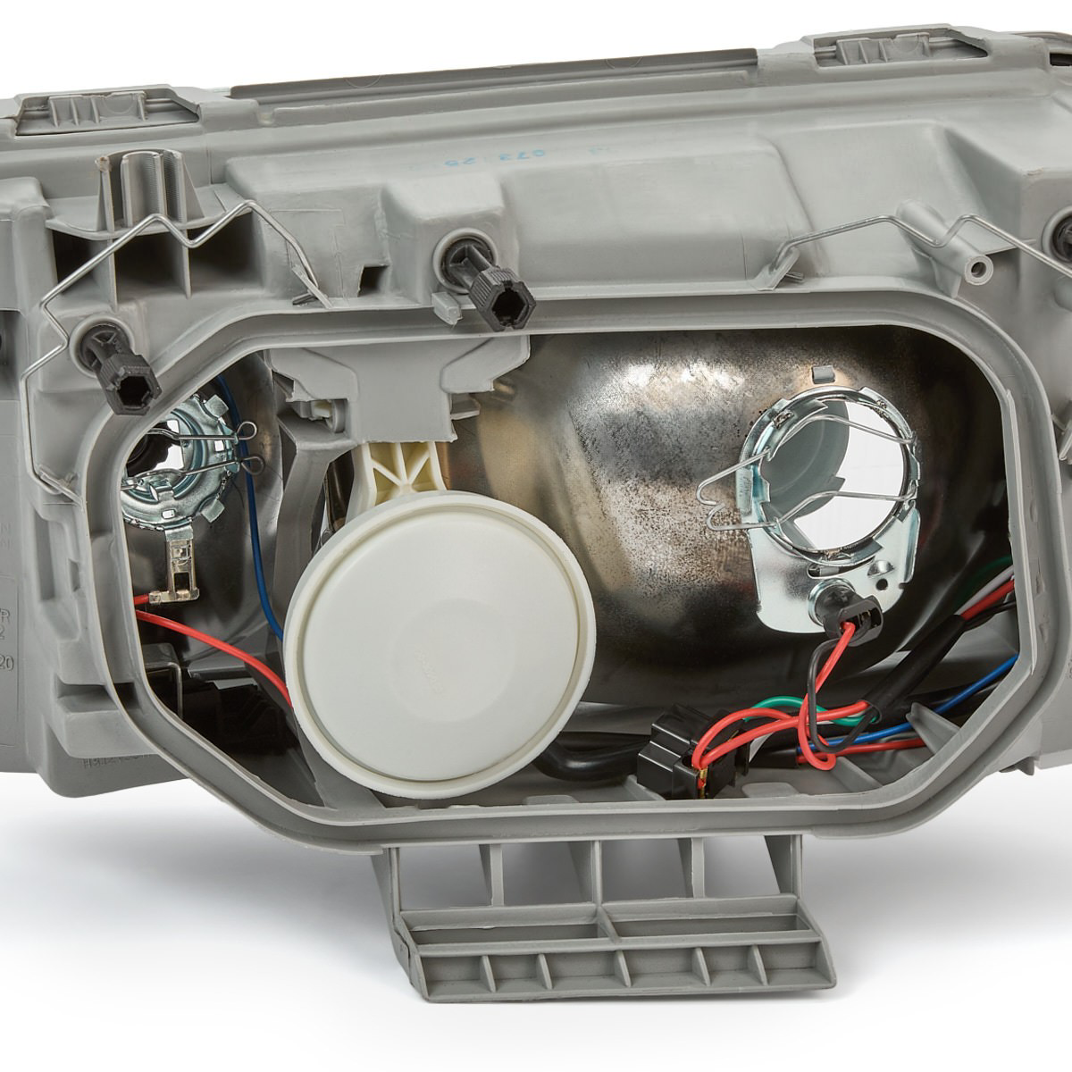 Luz esquerda TYC 203767052 preço, a partir de 127,43 USD