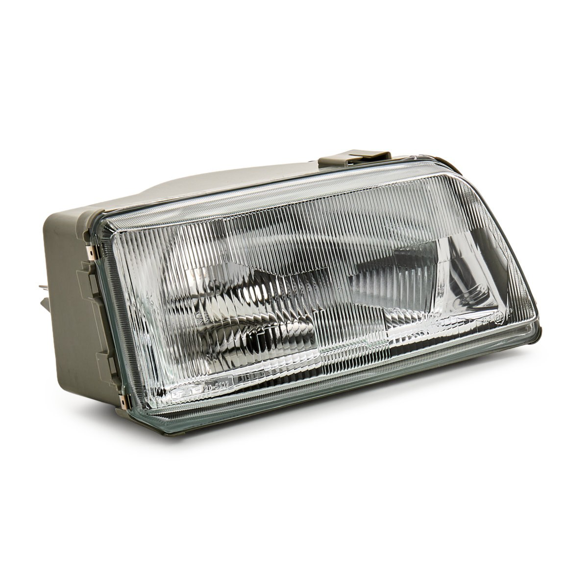 Compre 205617052 TYC Luz direita