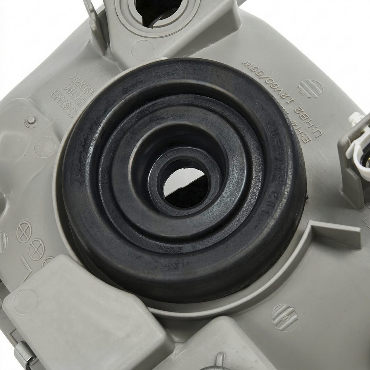Luz esquerda Suzuki Grand Vitara  FT, HT