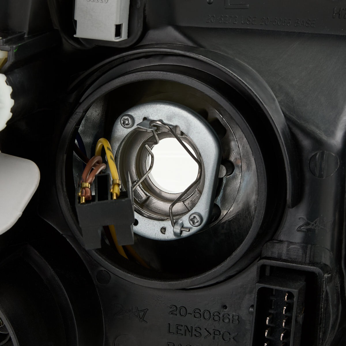 Luz esquerda Opel Corsa C F08, F68
