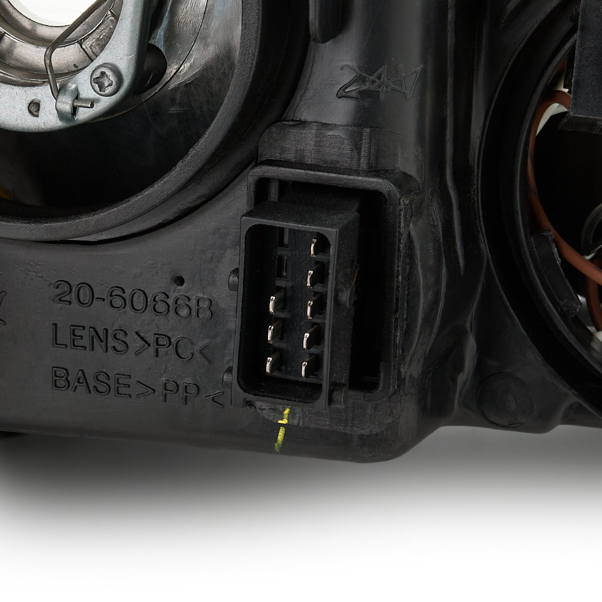 Luz esquerda Opel Corsa C hatchback (F08, F68) (2000 - 2006) C