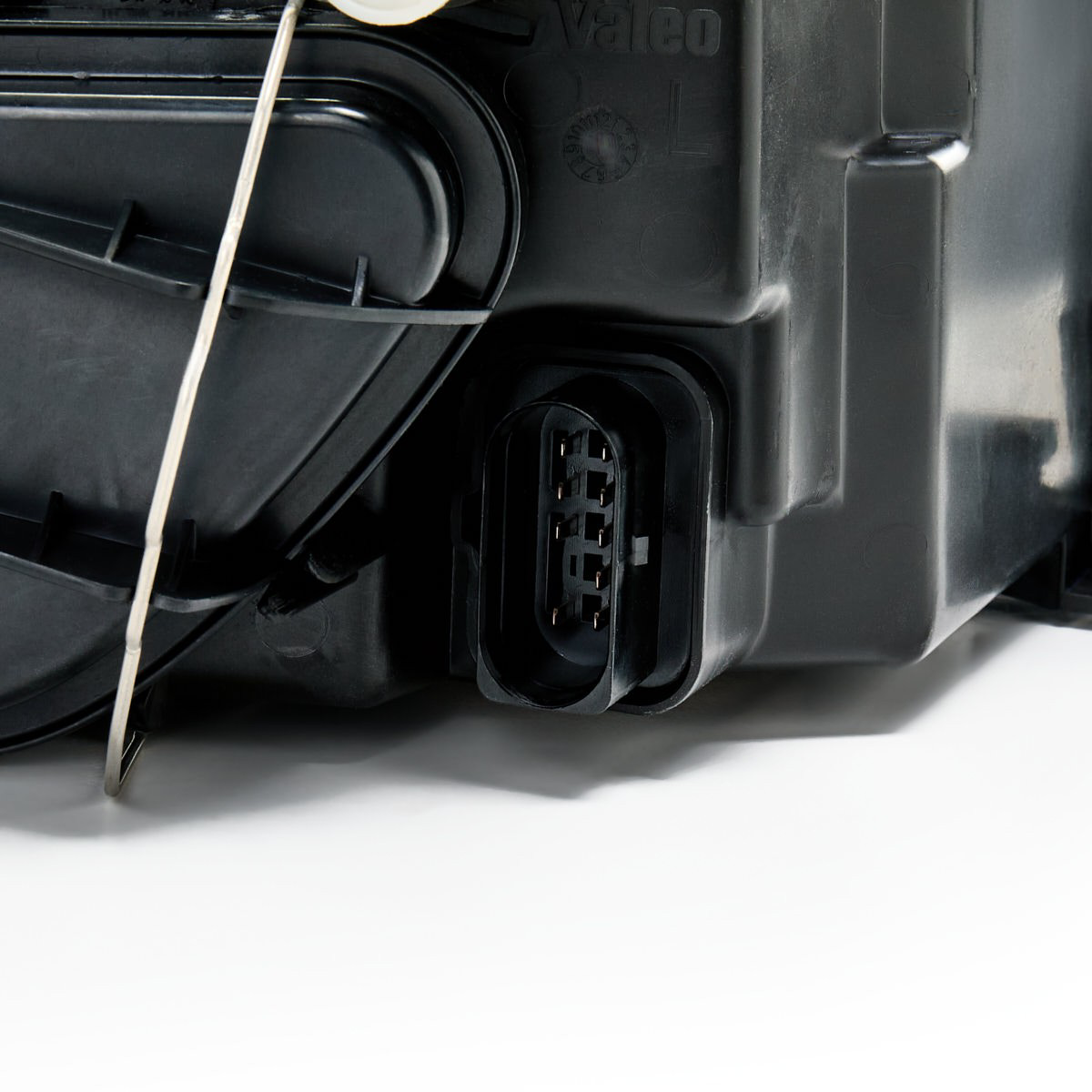 Luz esquerda Audi A2  8Z0