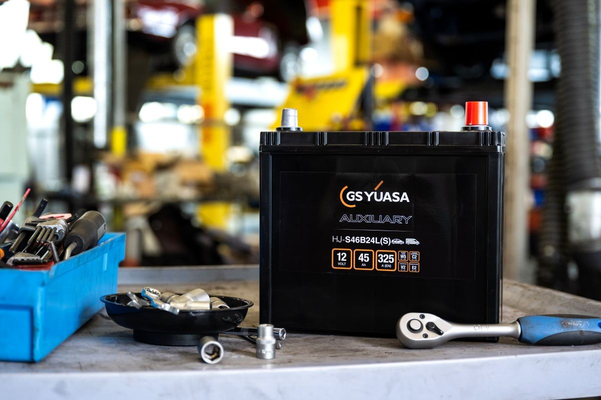 Bateria recarregável (PILHA) Yuasa HJS46B24L preço, a partir de 255,59 USD