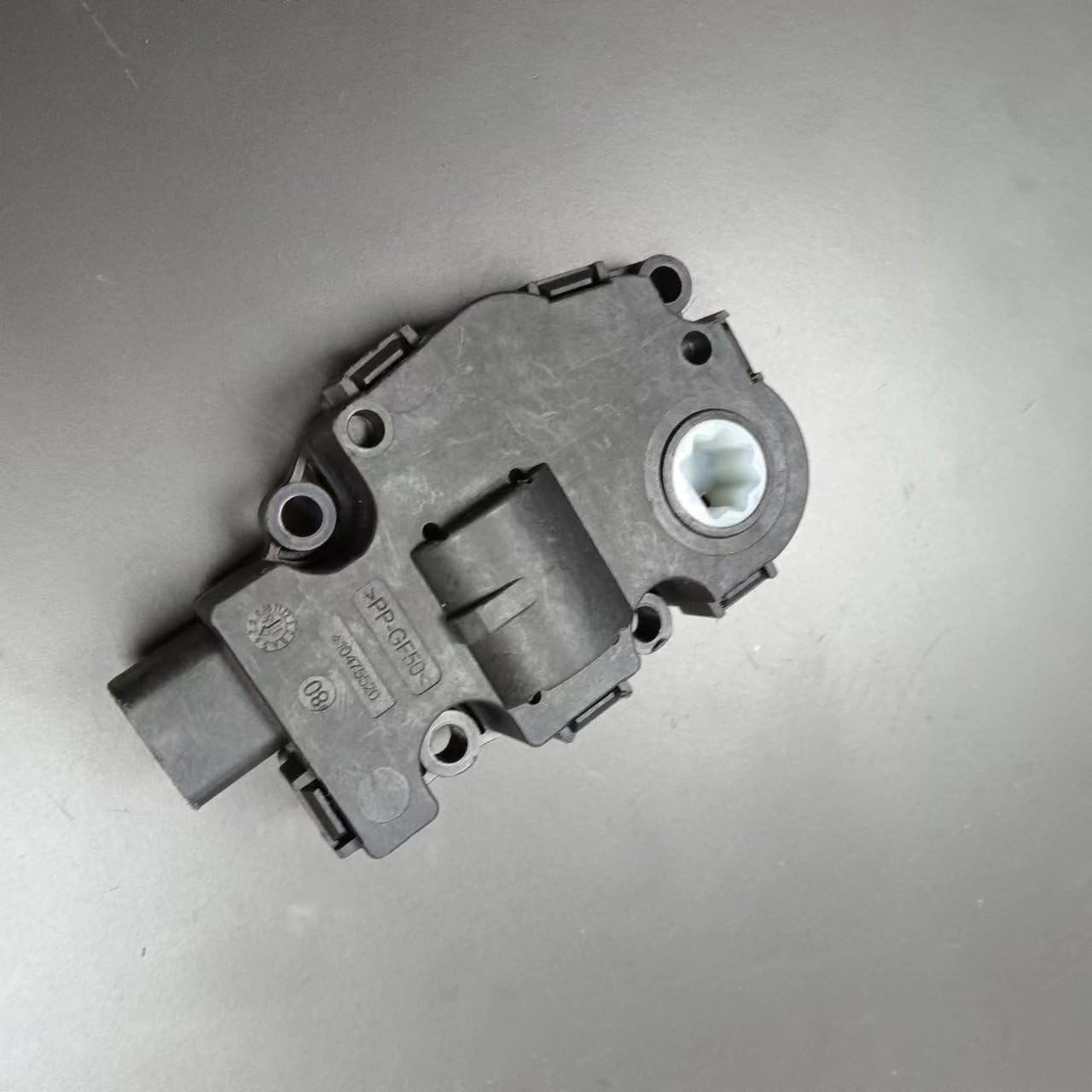 64116956706 BMW
