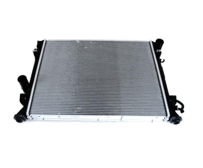 Compre 2431081 Polcar Radiador de esfriamento de motor