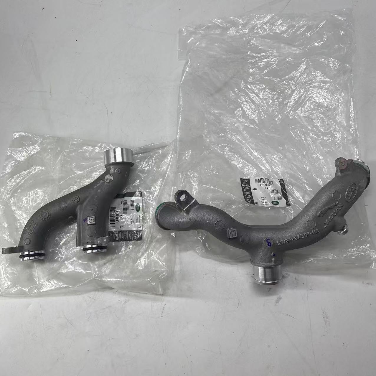 Mangueira (cano derivado) do sistema de esfriamento Land Rover Discovery V L462 ao melhor preço