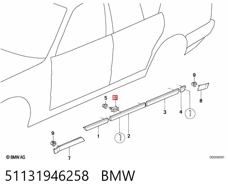 51131946258 BMW Cápsula (prendedor) de fixação de placas sobrepostas do acesso