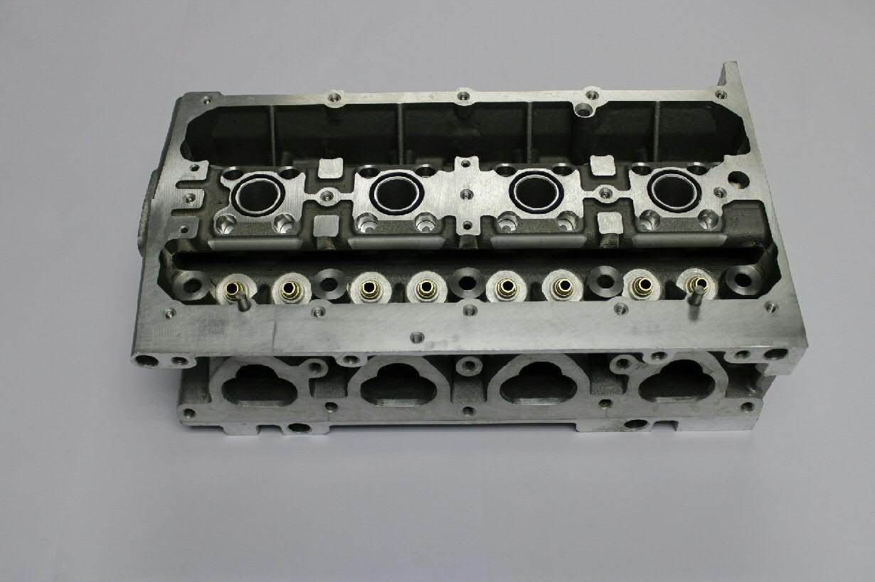 Cabeça de motor (CBC) 03C103351H VAG