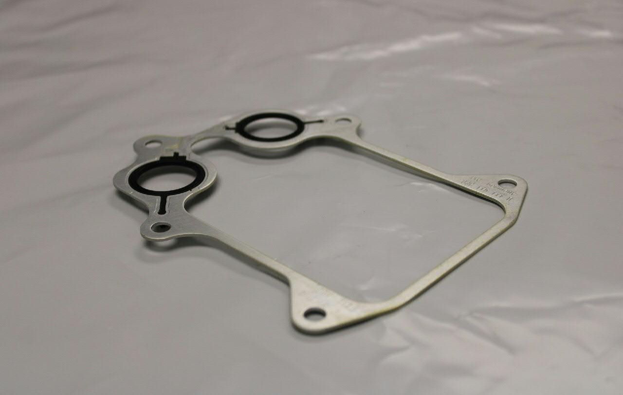 Vedante do radiador de óleo VAG 03C115111D preço, a partir de 8,66 USD