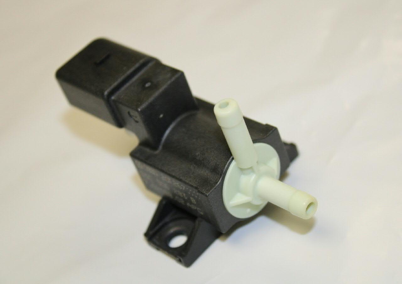 Compre 03C906283B VAG Convertidor de pressão (solenoide) de supercompressão
