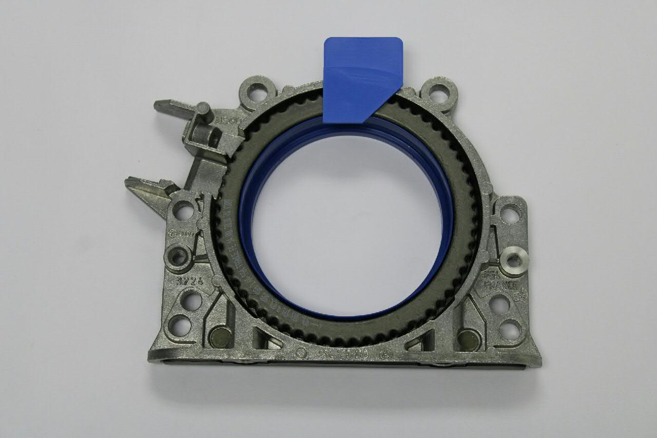 Compre 03L103171A VAG Vedação traseira de cambota de motor