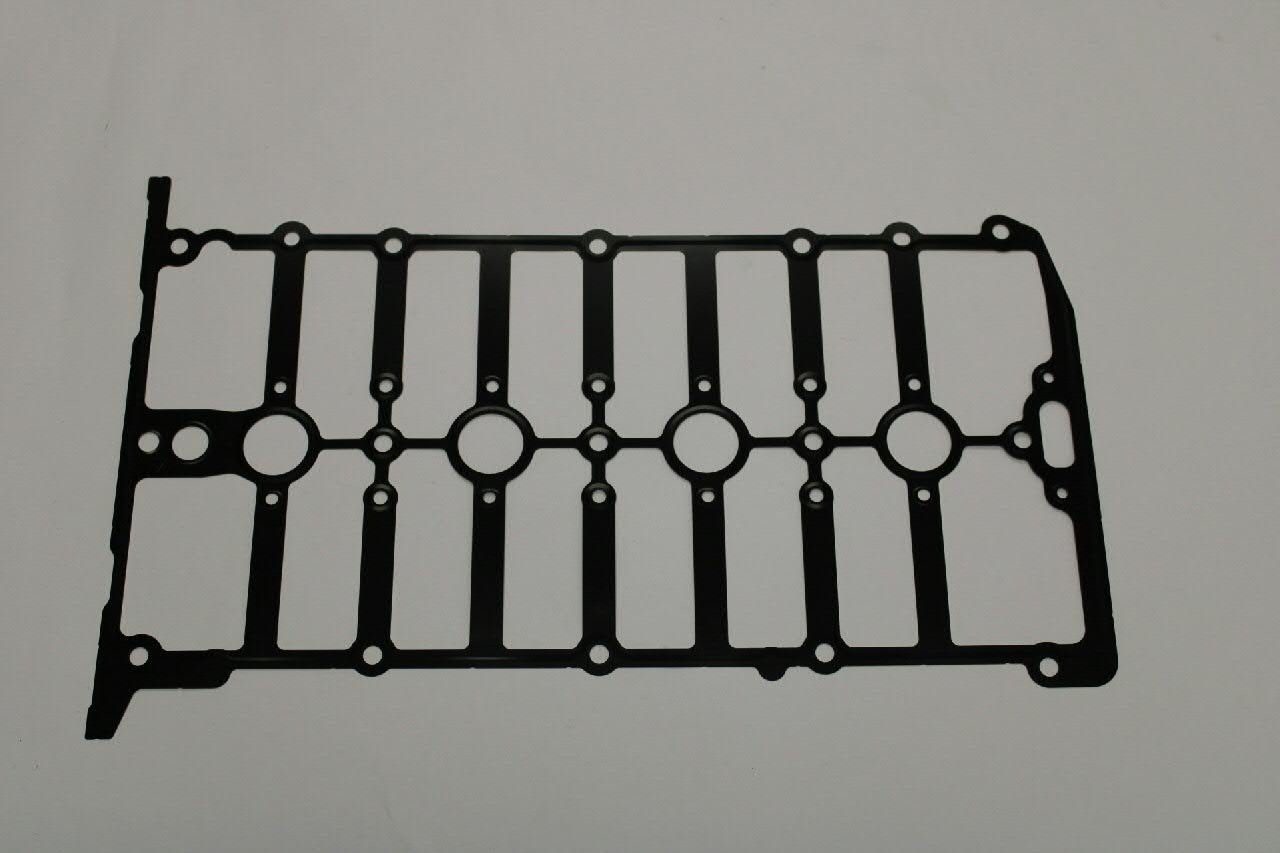 Vedante de tampa de válvulas de motor VAG 04E103483H preço, a partir de 20,93 USD
