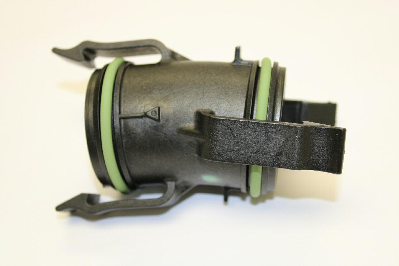 Cano derivado de ar, saída de turbina (supercompressão) VAG 04E145875F preço, a partir de 11,25 USD