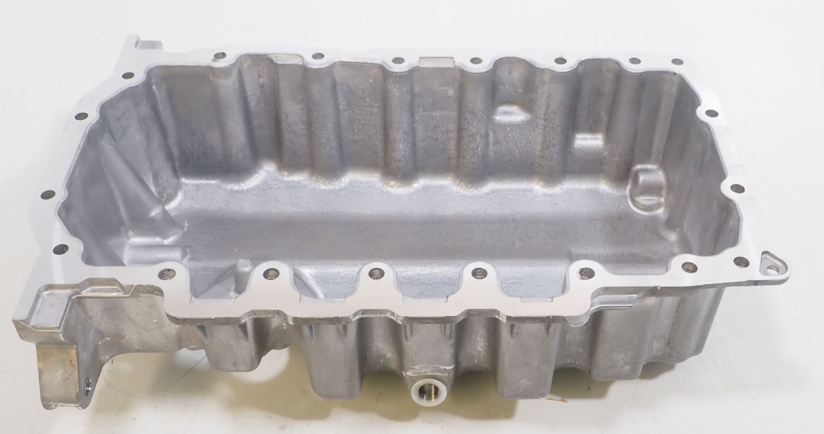 04L103603C VAG Panela de óleo de cárter do motor