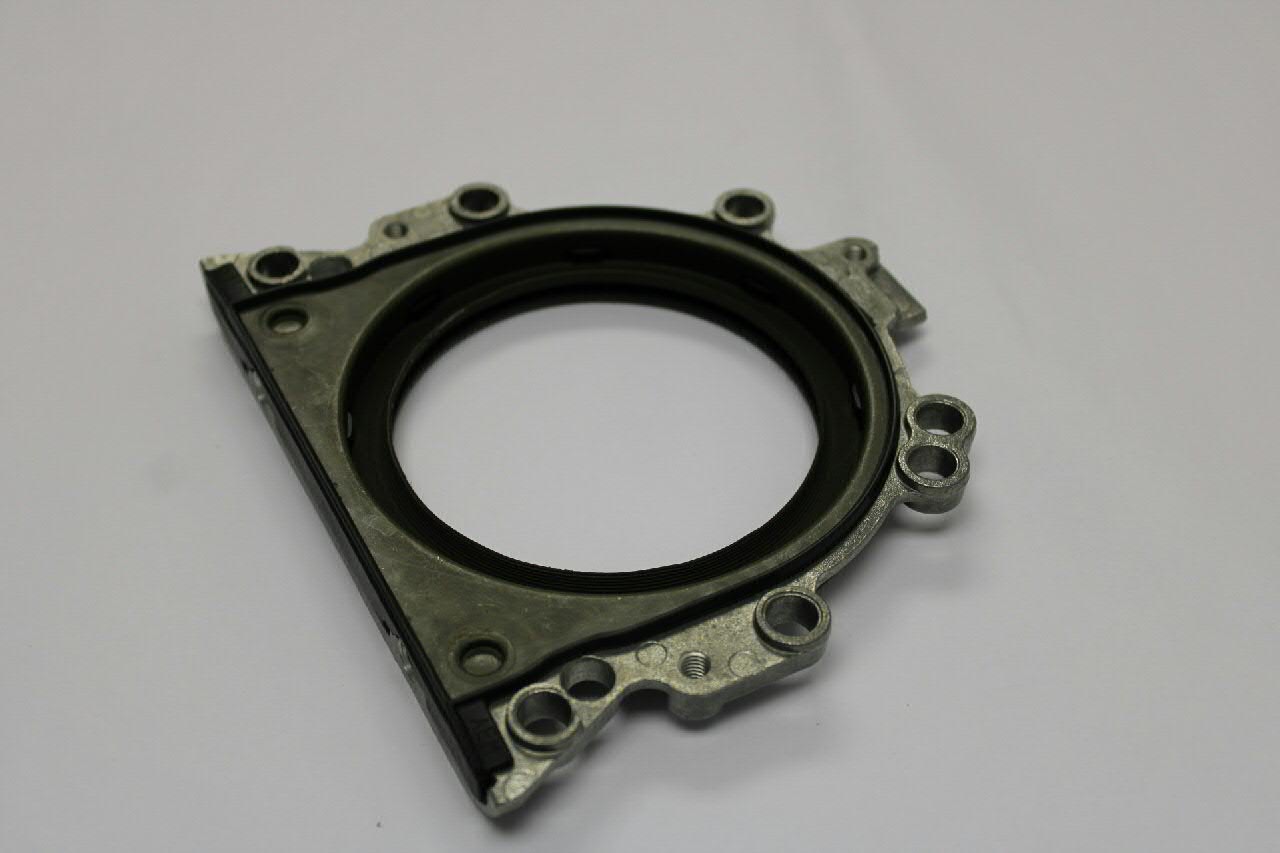 06A103171A VAG Vedação traseira de cambota de motor