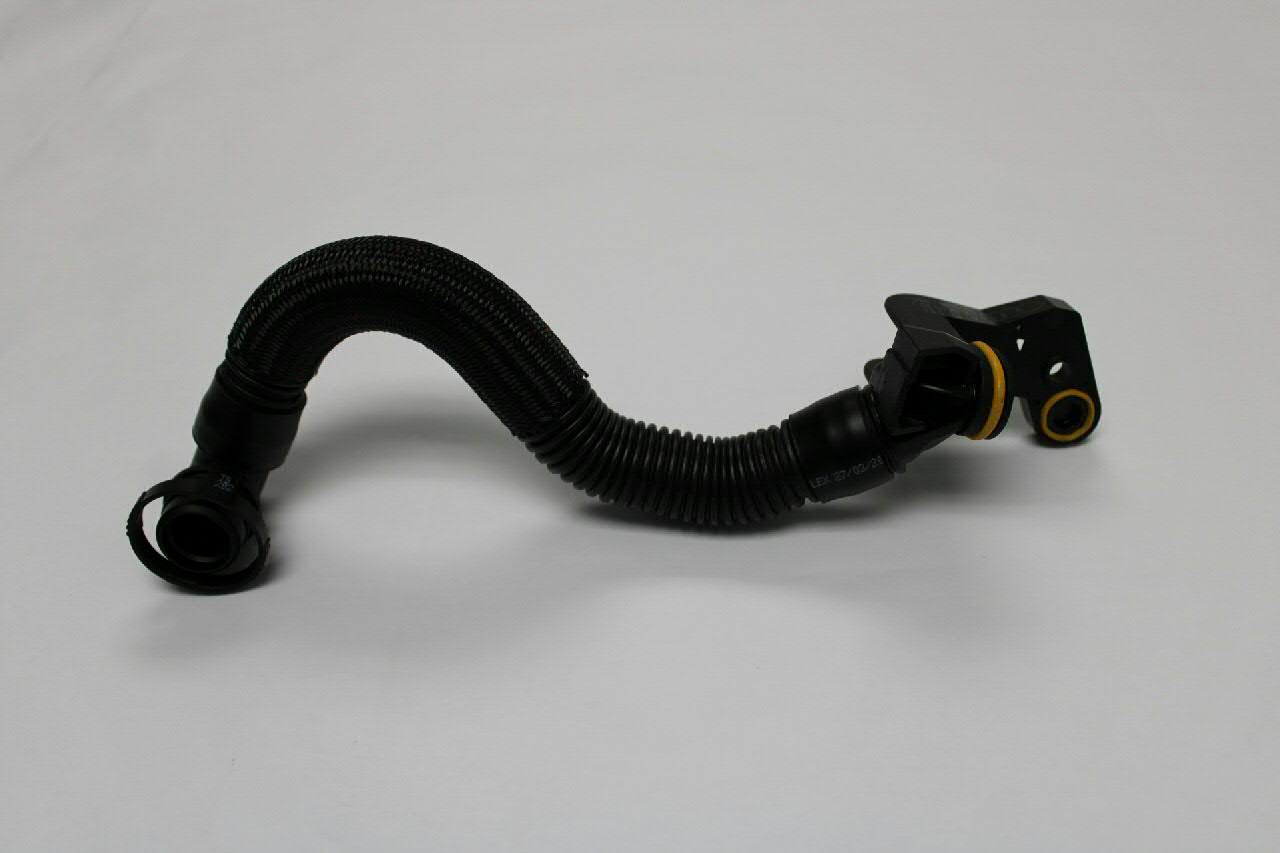 06K103213J VAG Cano derivado de ventilação de cárter (de separador de óleo)