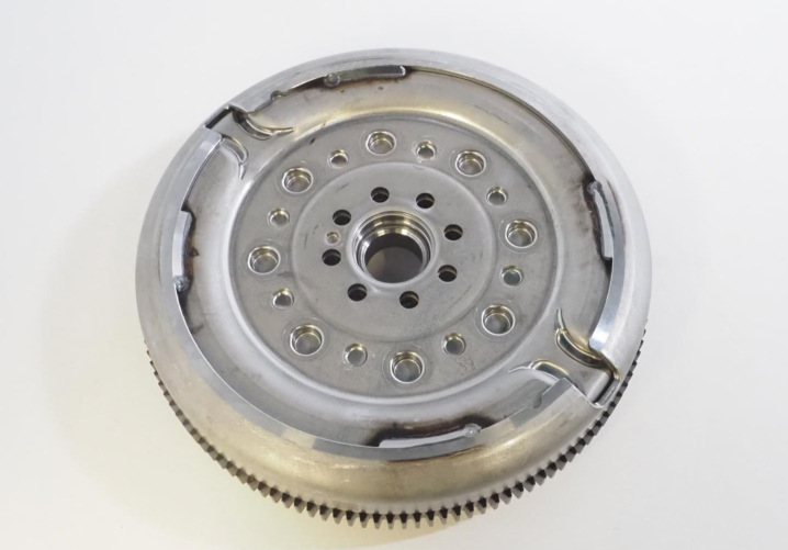 06K105266H VAG Volante de motor