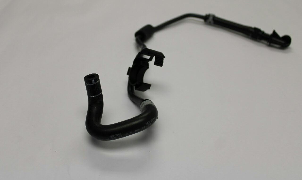 Compre 06L121081E VAG Mangueira (cano derivado) do sistema de esfriamento