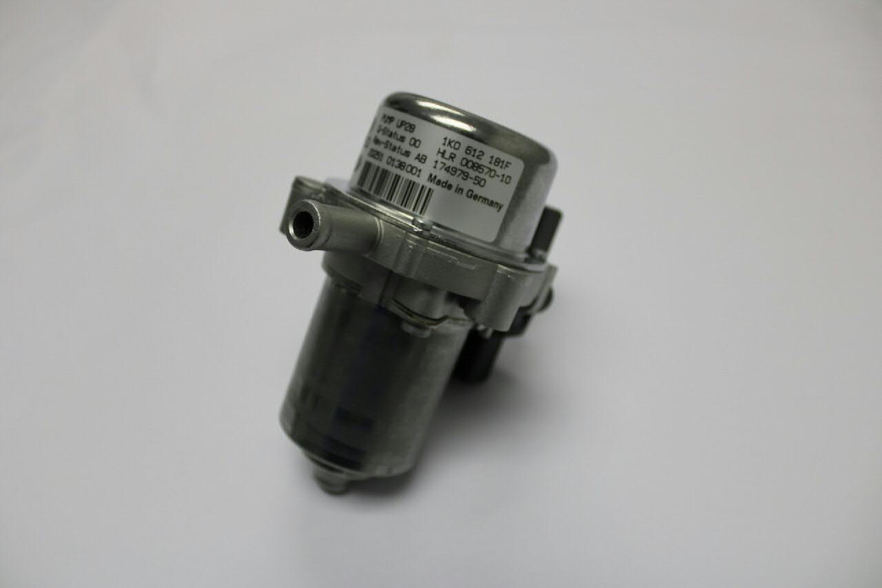  Bomba a vácuo Volkswagen Golf IV hatchback (1J1) (1997 - 2008) IV