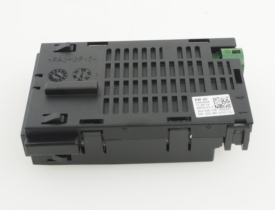 2G6035700 VAG Concentrador USB