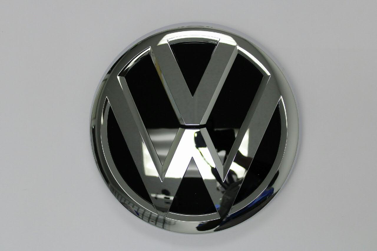 Compre 2H6853601ADPJ VAG Emblema de grelha do radiador