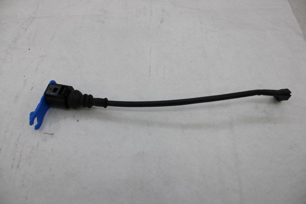Sensor dianteiro de desgaste das sapatas do freio VAG 2N0615437B preço, a partir de 9,44 USD