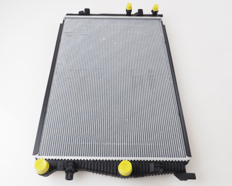 Radiador de esfriamento de motor para Skoda Fabia PJ3