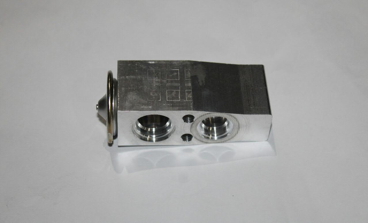 Válvula TRV de aparelho de ar condicionado VAG 2Q0816679C preço, a partir de 46,36 USD