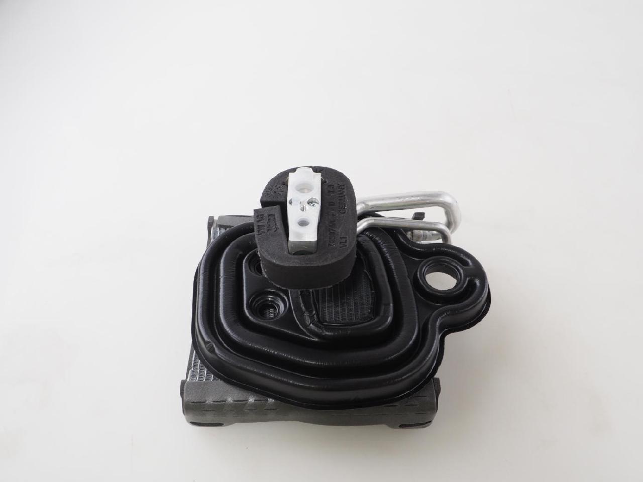 Vaporizador de aparelho de ar condicionado Volkswagen T-CROSS C11, D31 ao melhor preço