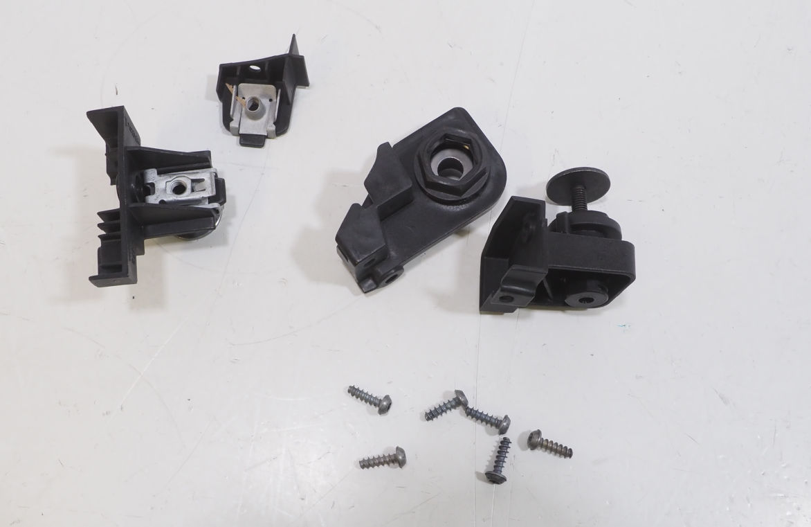 3G0998225 VAG Consola (adaptador) de fixação da luz dianteira esquerda