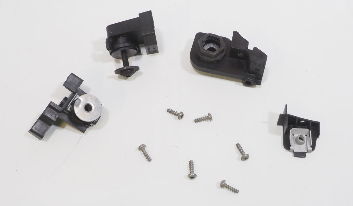 3G0998226 VAG Consola (adaptador) de fixação da luz dianteira direita