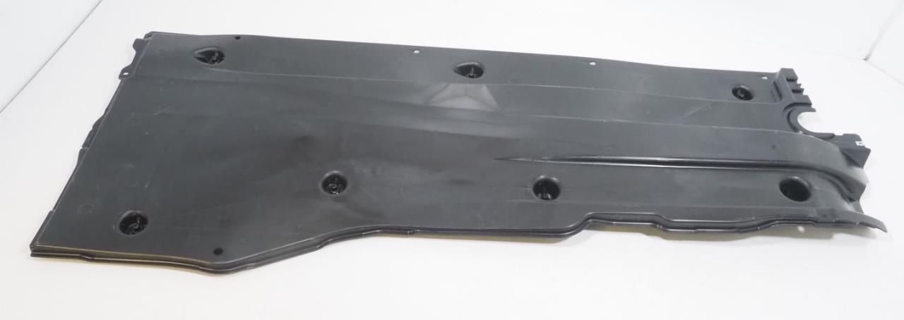 3Q0825202K VAG Proteção de fundo direita