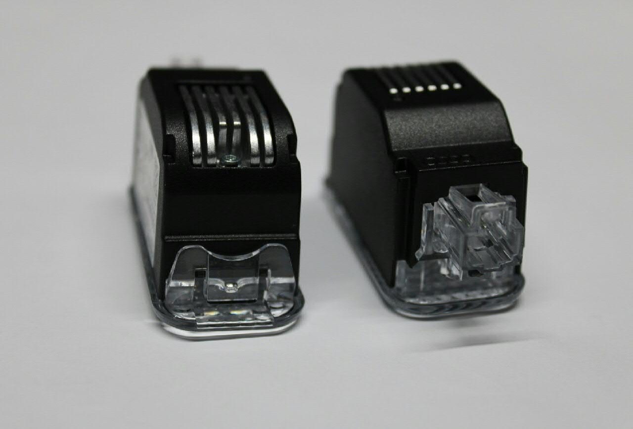 Compre 4G0052133G VAG Lâmpada da luz de fundo na porta