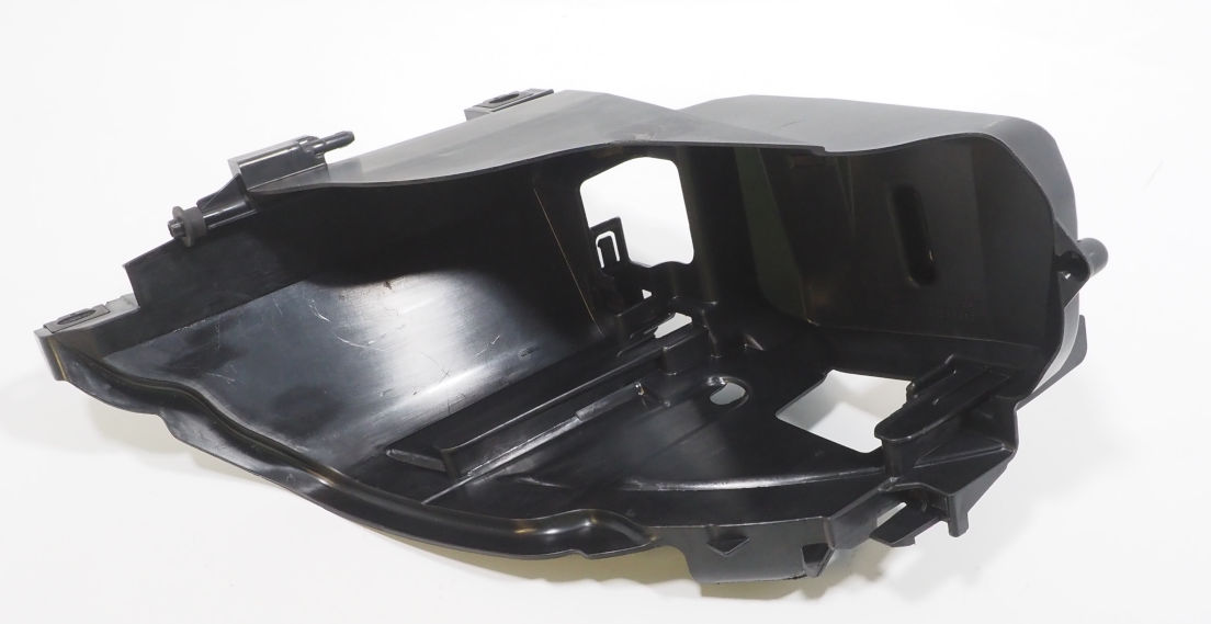 Consola (adaptador) de fixação da luz dianteira direita VAG 4L0941614B preço, a partir de 50,76 USD