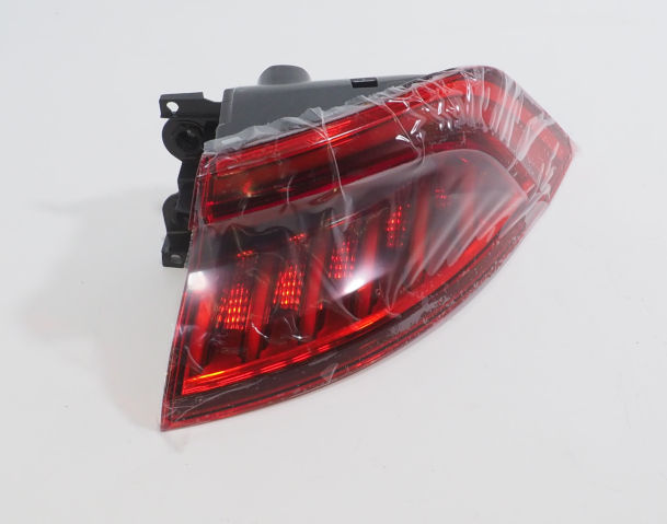 4M8945070 VAG