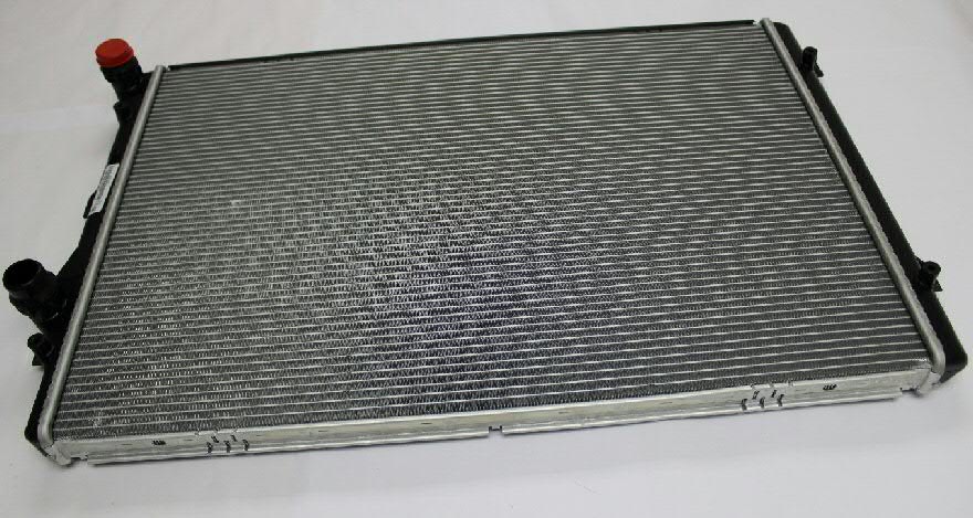 Radiador de esfriamento de motor VAG 5K0121251AA preço, a partir de 115,83 USD