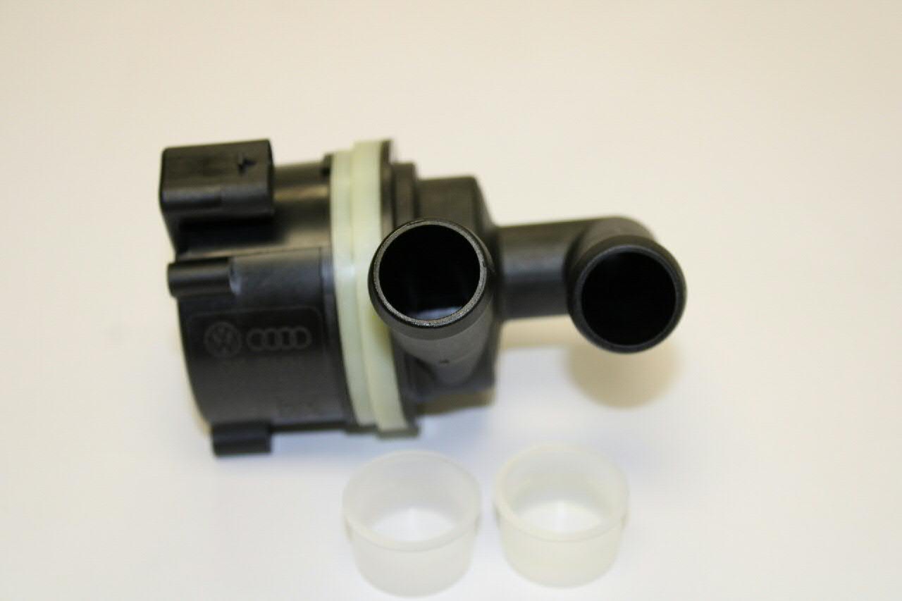 Bomba de água (bomba) de esfriamento, adicional elétrica VAG 5N0965561A preço, a partir de 90,24 USD
