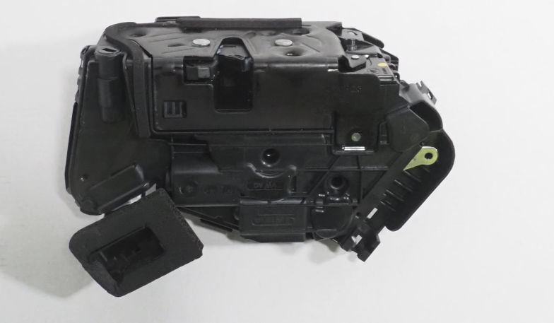 Fecho da porta dianteira direita VAG 5NB837016D preço, a partir de 113,99 USD