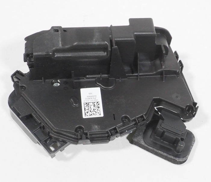 Fecho da porta dianteira direita VAG 5NB837016E preço, a partir de 78,32 USD