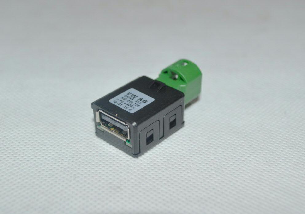 5Q0035726 VAG Dispositivo de carregamento USB